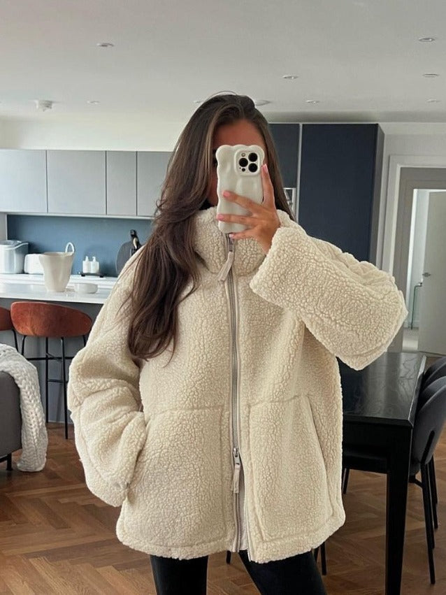 Veste Teddy Oversize – Douceur & Élégance Moderne