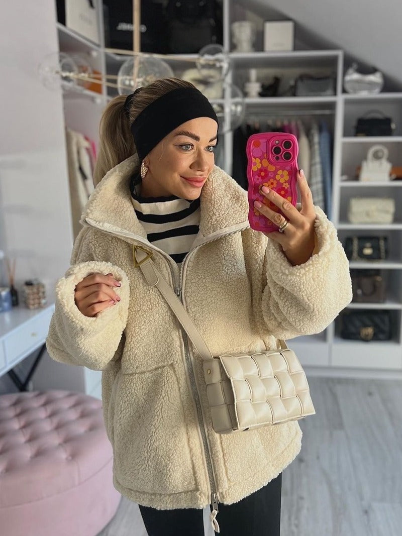 Veste Teddy Oversize – Douceur & Élégance Moderne